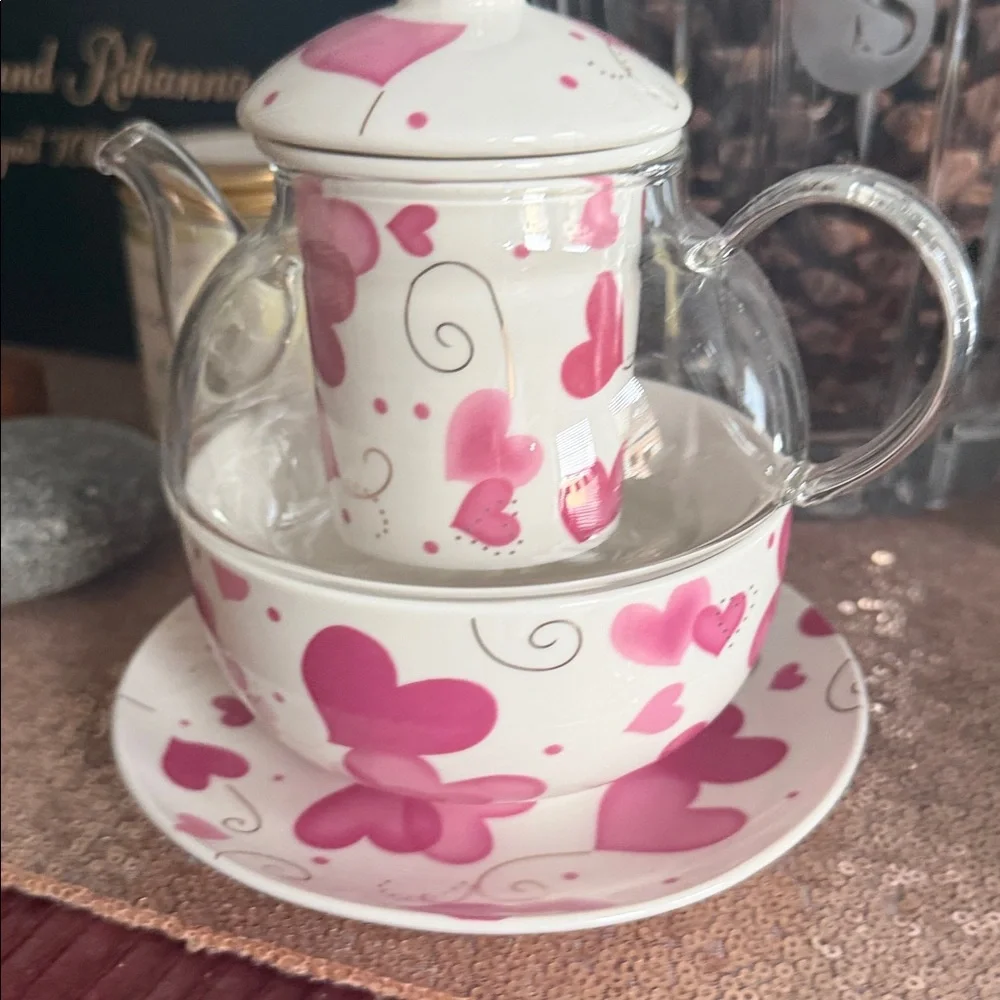 Grace’s Teaware Pink Hearts Glass and Fine Porcelain Tea For One Set - Picture 5 of 7